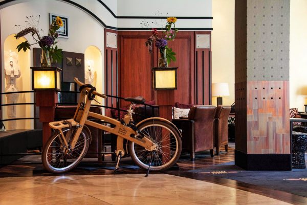 Lobby with Bike Banks Mansion ecosuites.travel